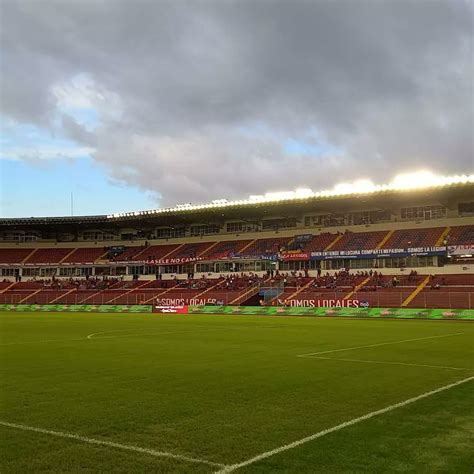 EnImagenes Inspección de la cancha FIFA El estadio Rommel Fernández