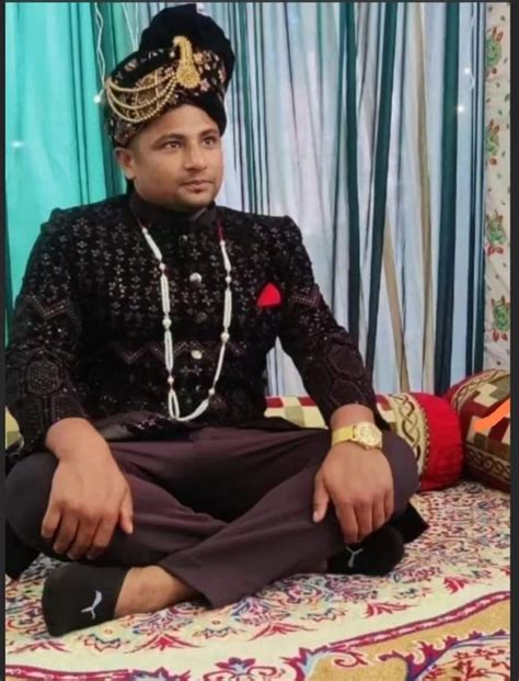 Cricketer Sarfaraz Gets Married In Kashmir See Pics Shaharbeen Times