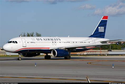 N657AW US Airways Airbus A320 232 Photo By Wade DeNero ID 065766