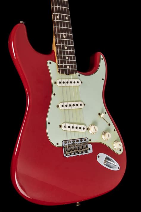 Fender Custom Shop S Stratocaster Relic Dakota Red Bigfoot Guitars