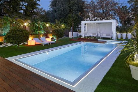 5 Spectacular Pools Made With Porcelain Stoneware In 2018 Rosa Gres