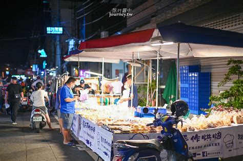 屏東、東港｜東港夜市・每週三、六營業！綿延600公尺的街邊夜市美食林立 許傑 旅行圖中