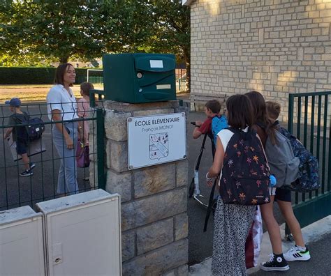 Spéciale rentrée scolaire Reportages réactions photos anecdotes