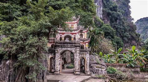 Bich Dong Pagoda in Ninh Binh - History and Architecture | Trip Ways