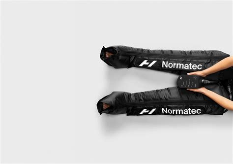 Máy Mát Xa Chân Nén Khí Normatec 3 Leg Package Standard Hyperice