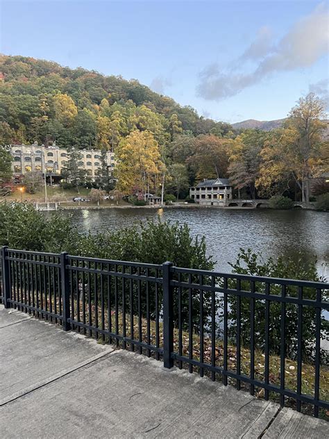 Montreat, NC : r/Fall