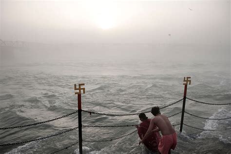 Ganges River Photos Reveal Pollution and Hope