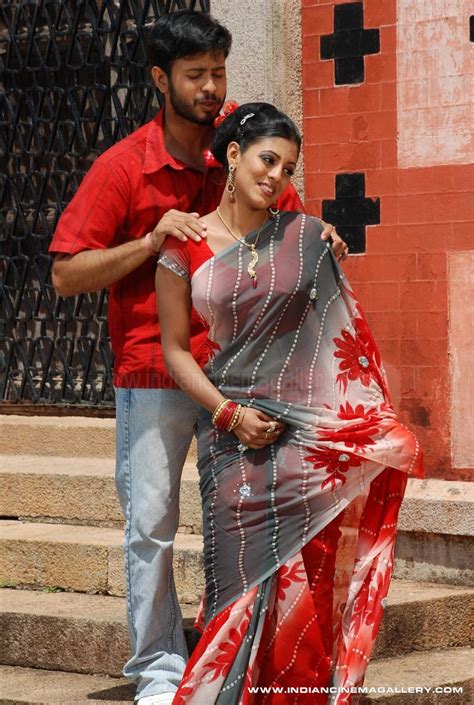 Top Hot And Cute South Indian Actress Wizard Iniya Hot Dusky Babe