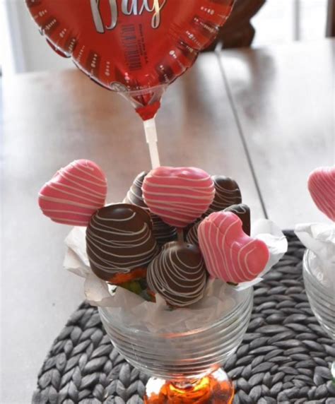 Heart Shaped Cake Pops « Cake by the Cup Blog