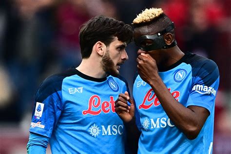 Osimhen Dan Kvaratskhelia Bantu Napoli Libas Sassuolo 6 1 ANTARA News