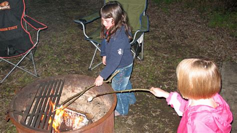 5 Marshmallow Sticks for Family Camping | family camping