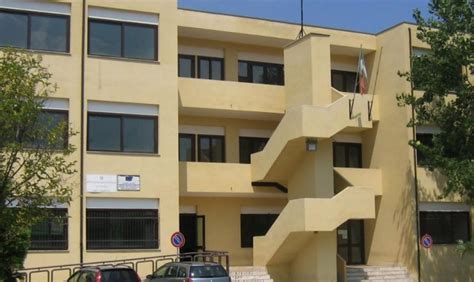 Vibo Alliti Itg Il Convegno Sui Giovani E Linnovazione In Calabria