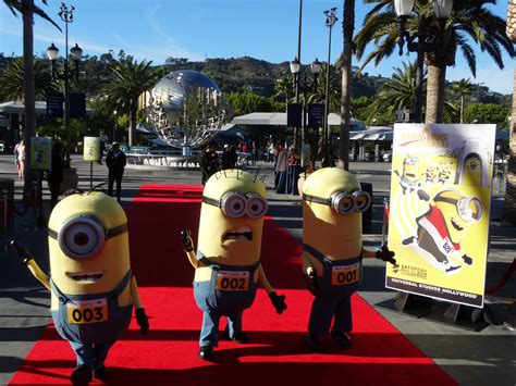 Video: "Despicable Me" Minions Train for Upcoming 5K Minion Run at ...