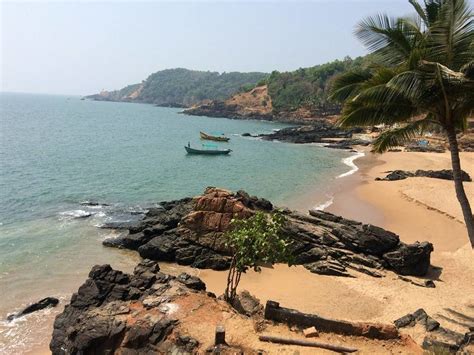 Hampi to Gokarna Trip: Heritage and Beach Escapes