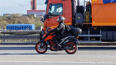 El sector de la moto y los vehículos ligeros creció un 4 en España el