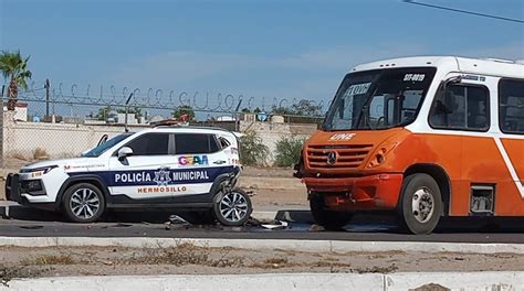 Cami N Destruye Parte Trasera De Una Patrulla El Ctrica En Choque Por