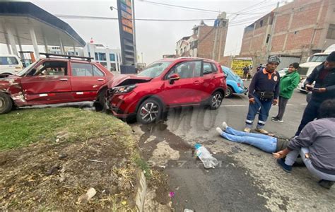 Choque Entre Camioneta Y Auto Deja Herida A Trabajadora Del Grt