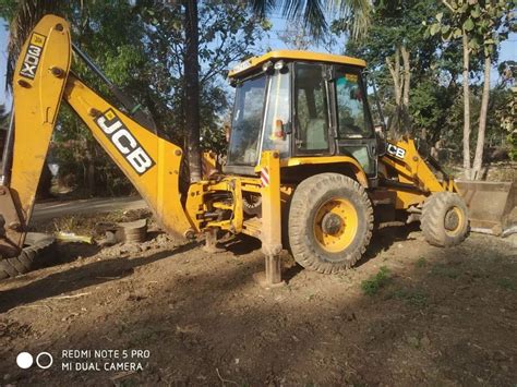 76 HP At 2200 Rpm JCB 3DX Super 4WD S S E Loader Machine Capacity