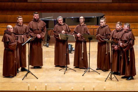 THE GREGORIAN VOICES Konzert In Der Ulrichskirche Halle Jfriese