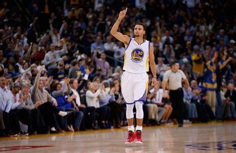 Curry Anota 46 Pontos E Leva Warriors à Décima Vitória Em Dez Jogos