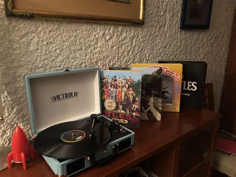 Here’s my Beatles vinyl collection! : r/beatles