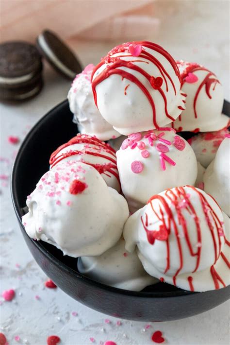 20 Valentines Day Dessert Ideas That Will Make Him Swoon Sweet Money Bee