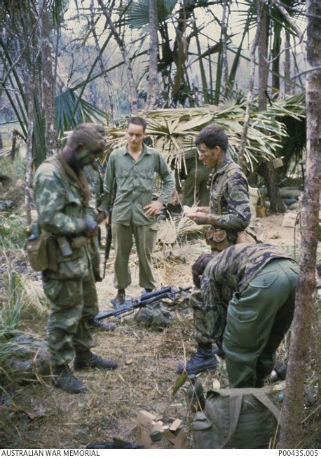 Bien Hoa South Vietnam 1968 02 Members Of No 1 Squadron Special Air Service 1sas After