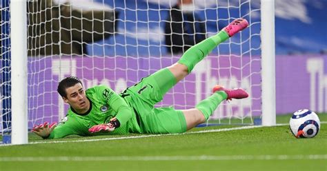 Kepa Arrizabalaga da portiere più pagato della storia a clamoroso