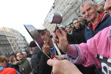 Novi Teror Ilasovaca Za Srpsku Novu Godinu Re Ili Da Uni Te Beograd