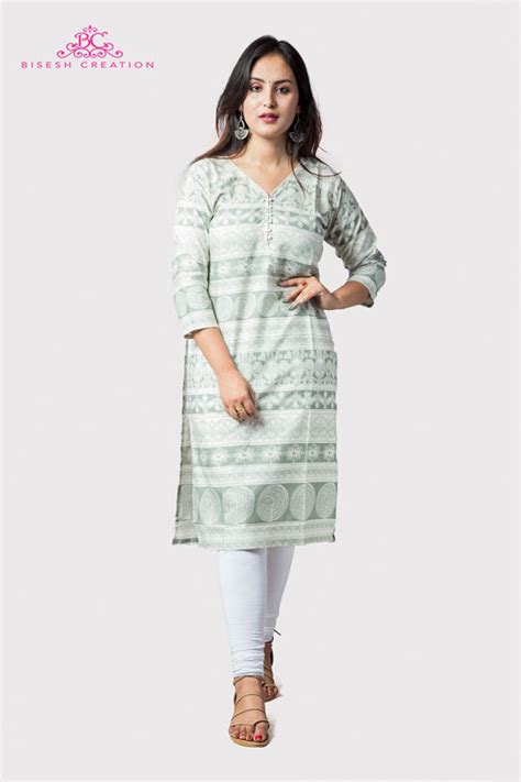 Women Jaipuri Printed Pure Cotton Kurti With Cotton Leggings Set Off