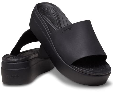 Brooklyn Black Women Slide - Crocs™ India