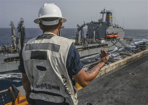 Dvids Images Boatswains Mate Signals Distance Line Crew During