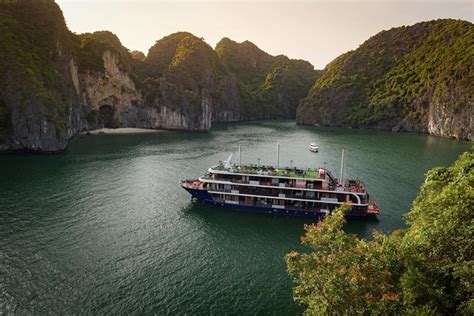 Halong Lanha Bay Night On The Nd Deck With La Pandora Cruises