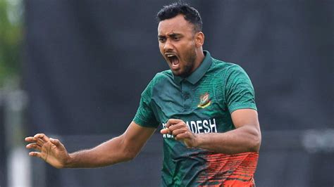 Agency News Bangladesh S Shoriful Islam Suffers Finger Injury During