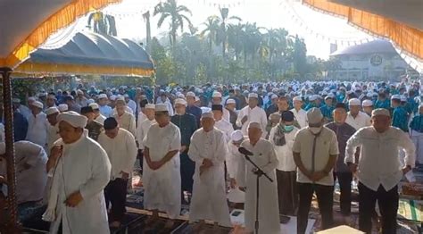 Memohon Hujan Paman Birin Bersama Ratusan Warga Gelar Sholat Istisqa