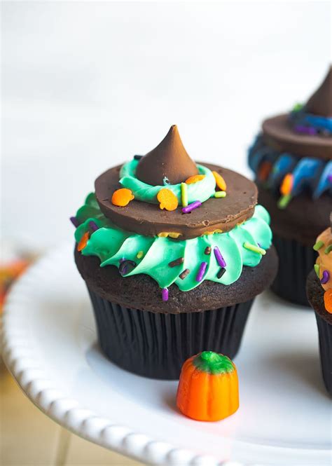 Halloween Witch Hat Cupcakes Easy Recipe