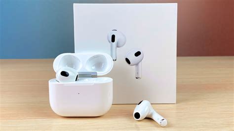 AirPods 3 – Распаковка и сравнение с AirPods Pro - YouTube