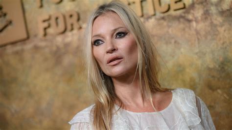 Kate Moss Pose En Compagnie De Sa Fille Lila Moss Et La Ressemblance