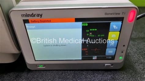 Mindray Beneview T8 Patient Monitor Powers Up Including Mindray Co2