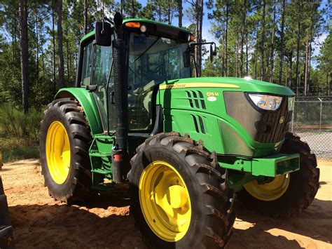 2013 John Deere 6115m Tractors Utility 40 100hp John Deere