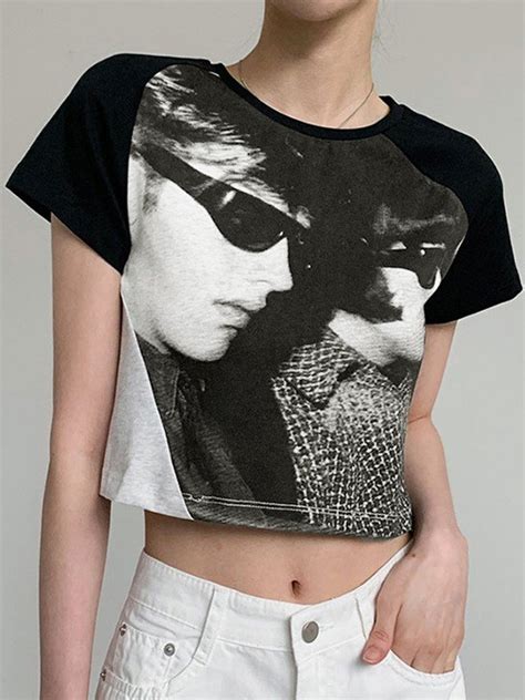 Emmiol Free Shipping Vintage Figure Graphic Crop Top Black S In