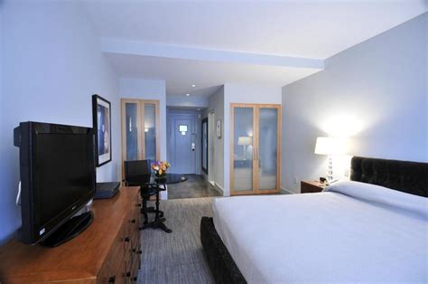 The Lombardy Hotel in New York (NY) - Room Deals, Photos & Reviews