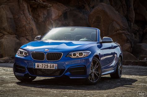 La BMW M235i Cabriolet à l essai en Corse