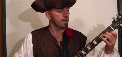 How to Play the "Pirates of the Caribbean" theme song on electric ...