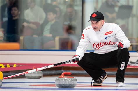 Curling Canada | Four teams remain!