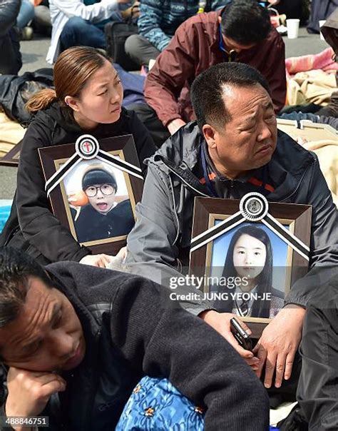 206 Relatives Of Sewol Protest In Seoul Stock Photos, High-Res Pictures ...