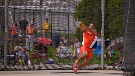 Illinois Mens Track And Field Looks Sharp In Final Meet Before Big Ten