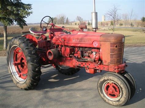 1953 Farmall Super H Old Farm Equipment Farmall Old Farm