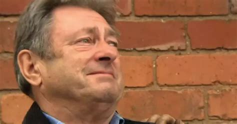 Alan Titchmarsh Left In Tears Over Dads Devastating Diagnosis On Love