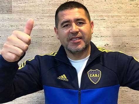 Elecciones En Boca Juan Rom N Riquelme Fue A Votar Y Revolucion A Los